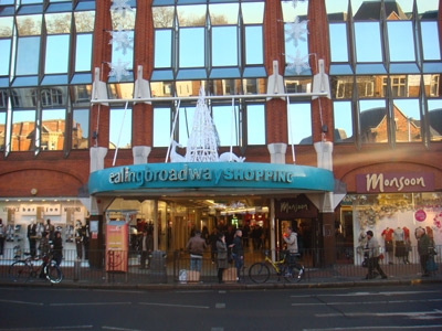 �������� �������� Ealing Broadway